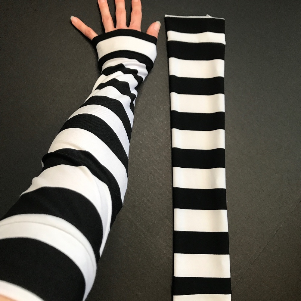 Long Black White Striped Gloves Pirate Costume Prisoner Arm Warmers Sleeves Goth